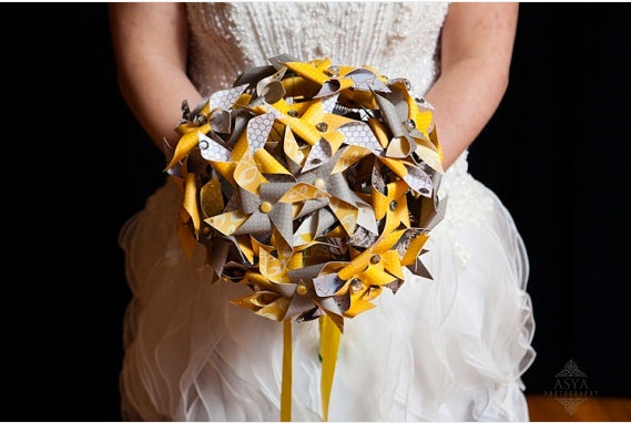 paper pinwheel wedding bouquet