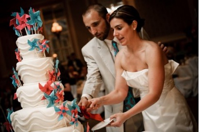 pinwheel wedding cakes