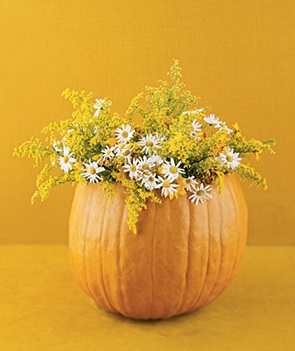 pumpkin vase centerpiece