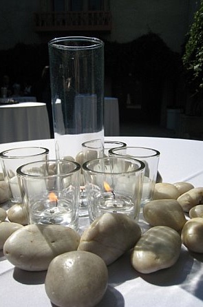 stones candles centerpiece