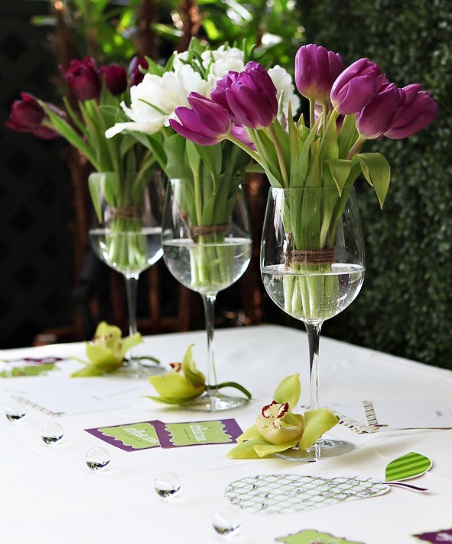 tulips wine glass centerpieces