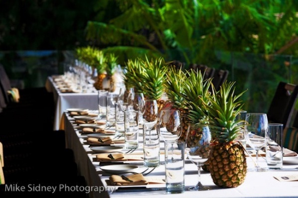 pineapple table runner centerpieces